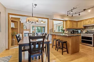 12041 Robin Rd, Maple Grove, MN 55369 - Photo 8
