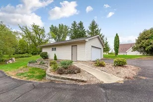 1135 3rd St NE, Faribault, MN 55021 - Photo 16