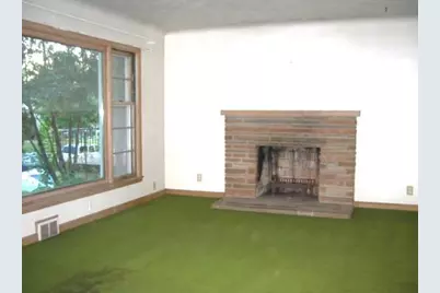 834 Hoyt Avenue W, Saint Paul, MN 55117 - Photo 4
