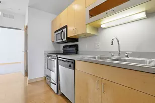 10 E 26th St, Minneapolis, MN 55404 - Photo 16