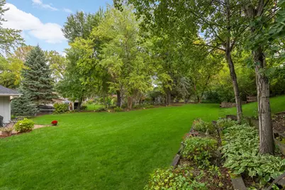 5220 Cottonwood Lane N, Plymouth, MN 55442 - Photo 28