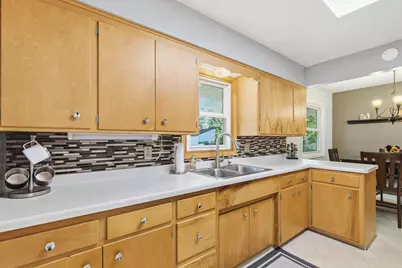 2692 Marion Street, Roseville, MN 55113 - Photo 6