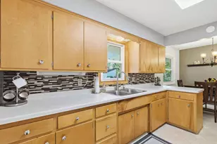 2692 Marion St, Roseville, MN 55113 - Photo 6