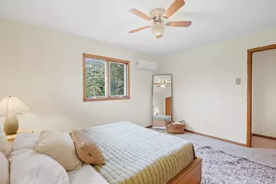 10225 Jersey Avenue, Chaska, MN 55318 - Photo 14