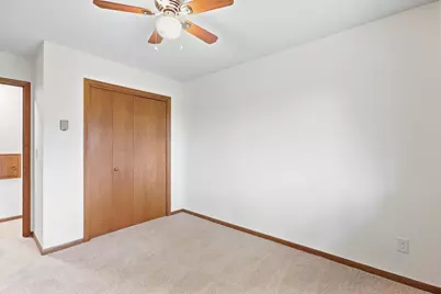 10225 Jersey Avenue, Chaska, MN 55318 - Photo 22