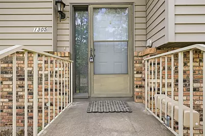 1305 12th Avenue N, Saint Cloud, MN 56303 - Photo 2