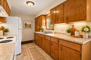 319 Cannon View Dr, Red Wing, MN 55066 - Photo 6