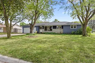 319 Cannon View Dr, Red Wing, MN 55066 - Photo 16