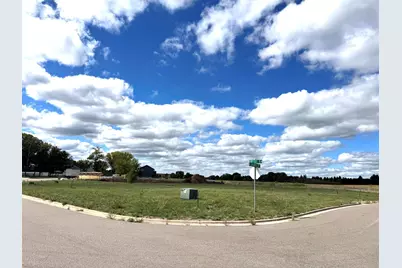 927 Jasmine Drive, Sartell, MN 56377 - Photo 2