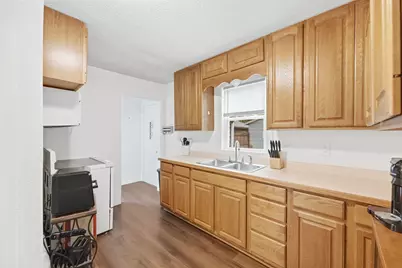 511 14th Street SW, Willmar, MN 56201 - Photo 12