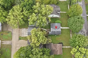 511 14th St SW, Willmar, MN 56201 - Photo 2