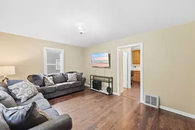 511 14th Street SW, Willmar, MN 56201 - Photo 8