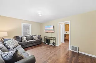 511 14th St SW, Willmar, MN 56201 - Photo 8