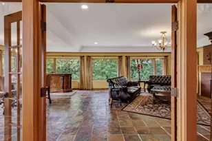 E445 Woodridge Dr, Eau Claire, WI 54701 - Photo 6