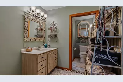 E445 Woodridge Drive, Eau Claire, WI 54701 - Photo 20