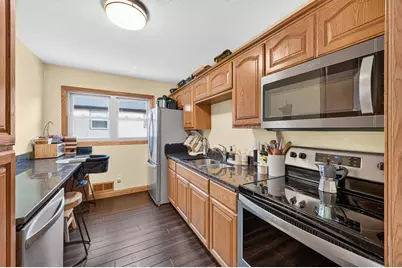 1518 Pacific Street, Saint Paul, MN 55106 - Photo 8