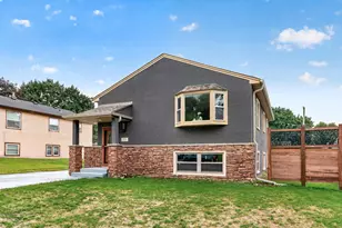 1518 Pacific St, Saint Paul, MN 55106 - Photo 2