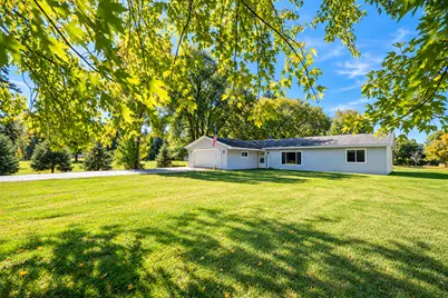 424 Walker Avenue S, New York Mills, MN 56567 - Photo 2