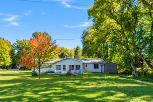 424 Walker Ave S, New York Mills, MN 56567 - Photo 2
