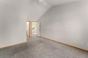 4179 Running Brook Rd, Eagan, MN 55122 - Photo 16