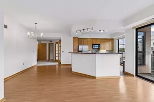 2566 Ellis Ave, Saint Paul, MN 55114 - Photo 22