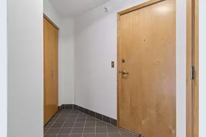 2566 Ellis Avenue #404, Saint Paul, MN 55114 - Photo 8