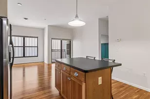270 4th St E, Saint Paul, MN 55101 - Photo 6