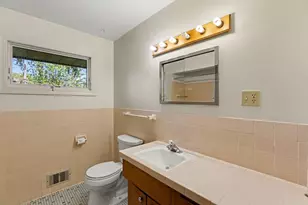 997 Arbogast St, Shoreview, MN 55126 - Photo 8