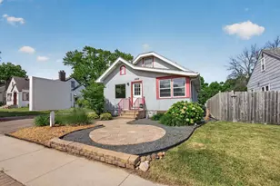 1069 S Robert St, West Saint Paul, MN 55118 - Photo 1