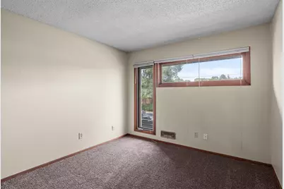 365 E 43rd Street, Minneapolis, MN 55409 - Photo 14