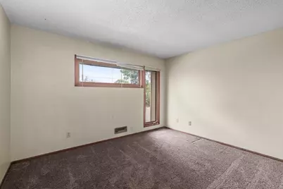 365 E 43rd Street, Minneapolis, MN 55409 - Photo 12