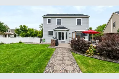 8547 Kirkwood Lane N, Maple Grove, MN 55369 - Photo 44