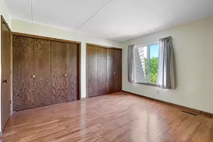 2455 Londin Ln E, Maplewood, MN 55119 - Photo 12