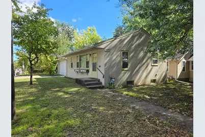 1590 Payne Avenue, Saint Paul, MN 55130 - Photo 2