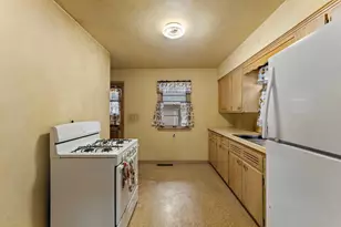 1590 Payne Ave, Saint Paul, MN 55130 - Photo 6