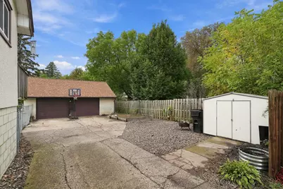 1885 Manton Street, Maplewood, MN 55109 - Photo 40