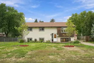 1885 Manton St, Maplewood, MN 55109 - Photo 4