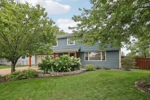11840 Wren St NW, Coon Rapids, MN 55433 - Photo 2