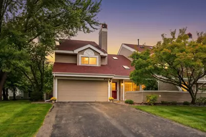 1905 Shenandoah Court #D, Plymouth, MN 55447 - Photo 1