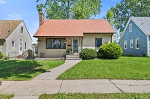 1965 Montana Ave E, Saint Paul, MN 55119 - Photo 12