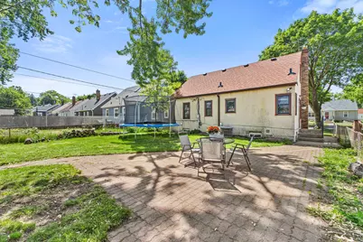 1965 Montana Avenue E, Saint Paul, MN 55119 - Photo 32