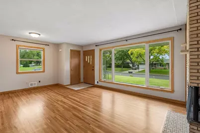 1416 Clarmar Avenue W, Roseville, MN 55113 - Photo 4