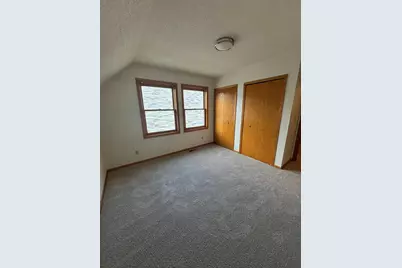 1054 Pacific Street, Saint Paul, MN 55106 - Photo 6