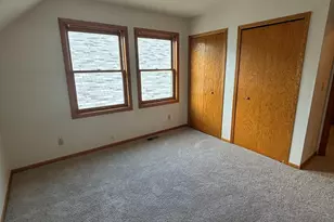 1054 Pacific St, Saint Paul, MN 55106 - Photo 6