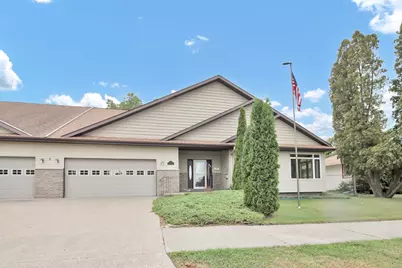 1020 S Oak Street, Lake City, MN 55041 - Photo 1