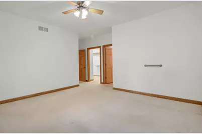1020 S Oak Street, Lake City, MN 55041 - Photo 22
