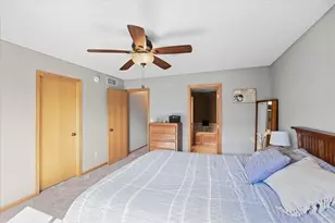 952 S Chestnut St, Belle Plaine, MN 56011 - Photo 12