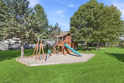 952 S Chestnut Street, Belle Plaine, MN 56011 - Photo 28