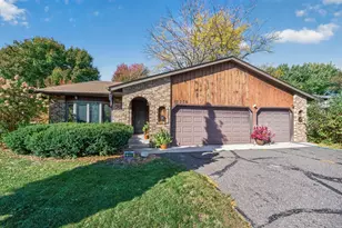 2236 Helena Ave N, Oakdale, MN 55128 - Photo 2