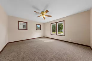 1526 N 4th St, Mankato, MN 56001 - Photo 6
